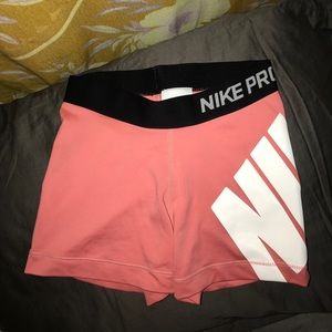 Nike Pros !!new w/o tags!!